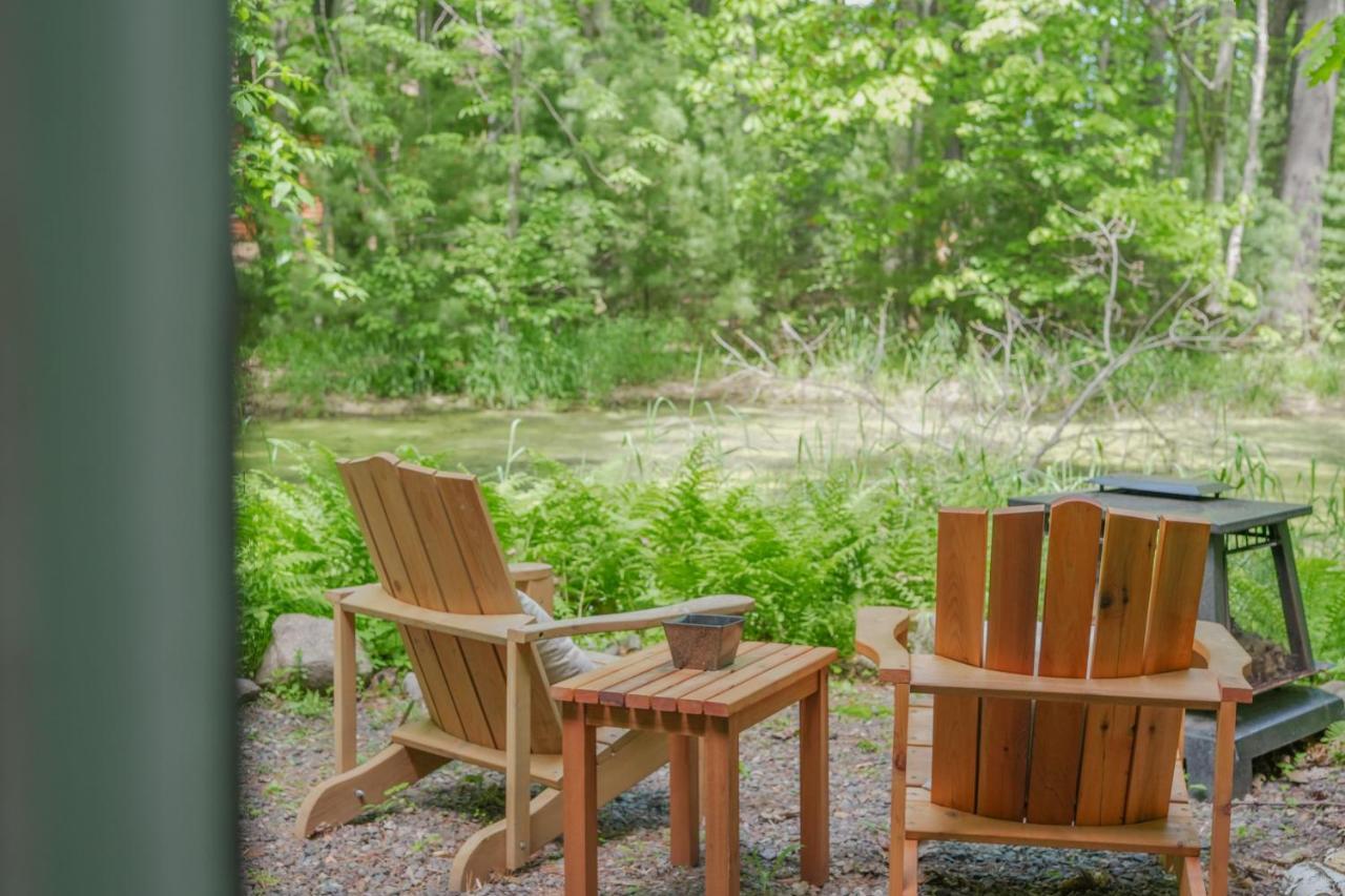 Vintage Wild West Tiny Hotel In The Woods! Pine City Exteriör bild