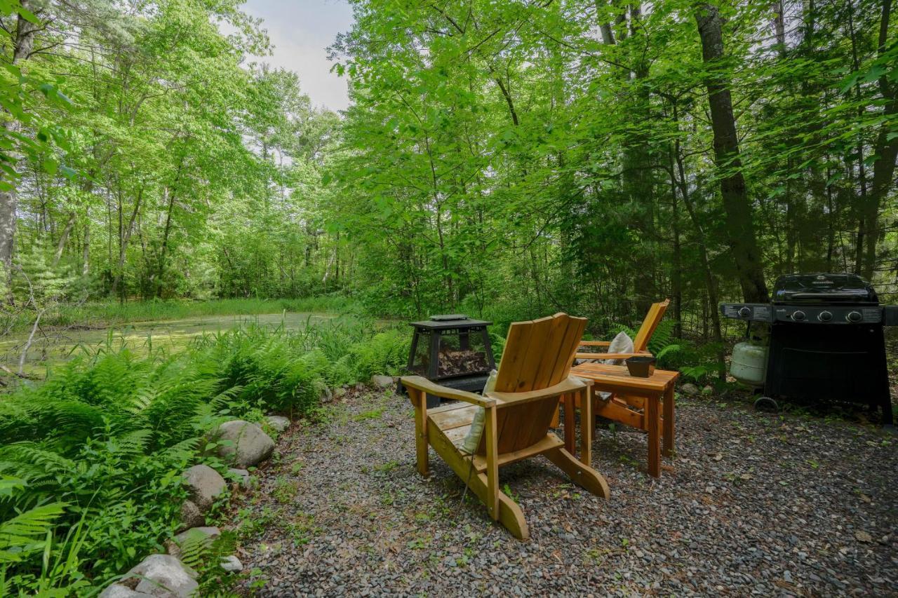 Vintage Wild West Tiny Hotel In The Woods! Pine City Exteriör bild